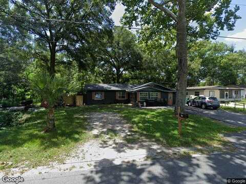 Pine, MOUNT DORA, FL 32757