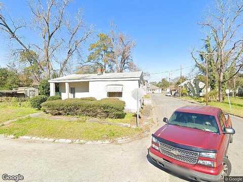 31St, SAVANNAH, GA 31401