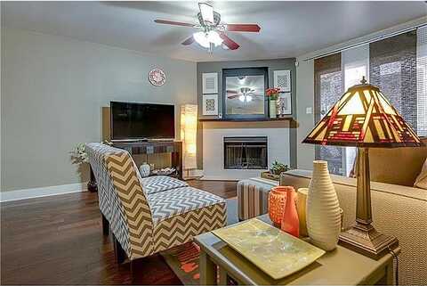 Cedar Springs, DALLAS, TX 75219