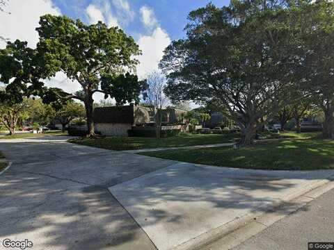 12Th Ter, Palm Beach Gardens, FL 33403