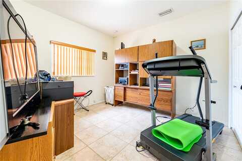 152Nd, MIAMI LAKES, FL 33018