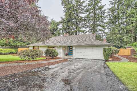 19Th, BELLEVUE, WA 98008