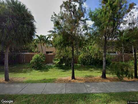 7Th, DANIA, FL 33004