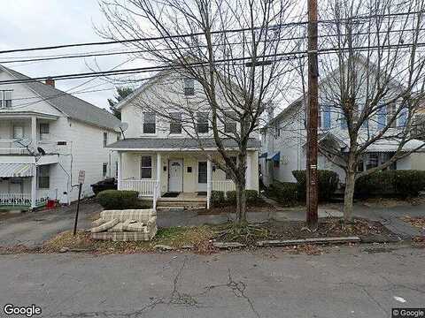 Larch St, Scranton, PA 18509