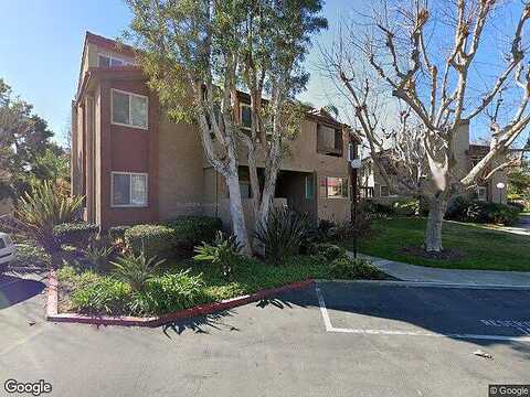 Bluewater Ln, Huntington Beach, CA 92649