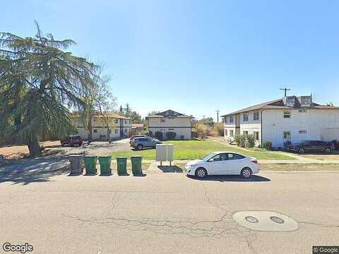 4Th St, Corning, CA 96021