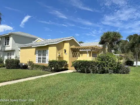 Malibu Circle Ne, Palm Bay, FL 32905