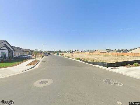 S Mesa Oak St, Porterville, CA 93257