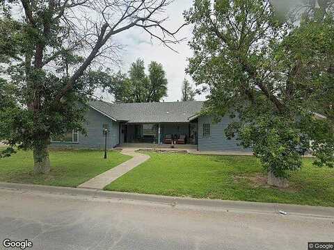 9Th Ave, Perryton, TX 79070