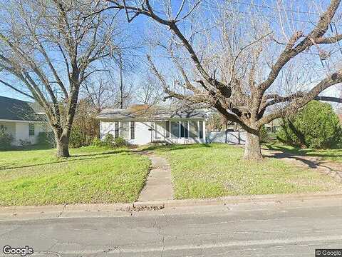 31St, CORSICANA, TX 75110