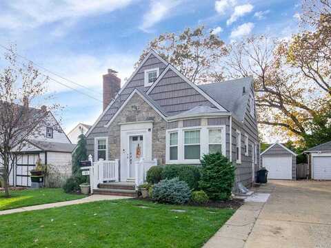 Parkview, MALVERNE, NY 11565