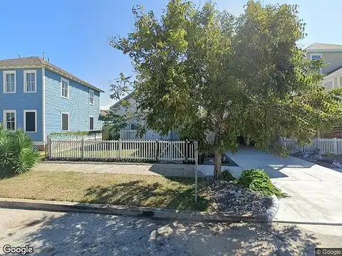 Avenue O 1/2, GALVESTON, TX 77550