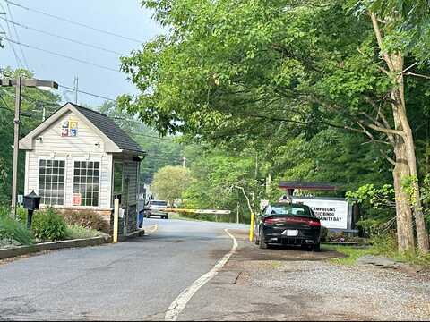 Stafford, BUSHKILL, PA 18324