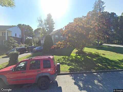 Garlor, HAVERTOWN, PA 19083