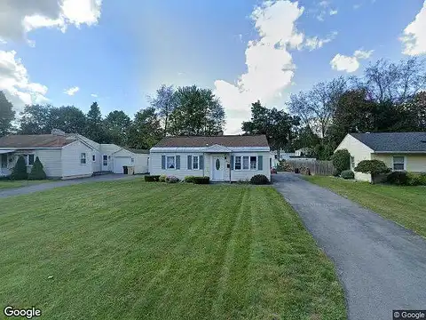 Pinecrest, WHITESBORO, NY 13492