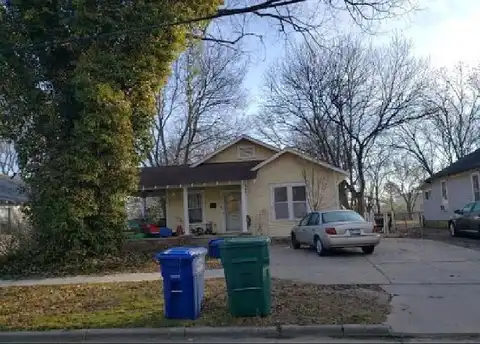Locust St, Conway, AR 72034