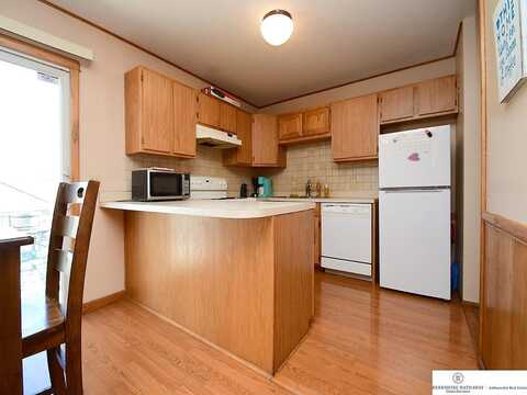 6Th, LINCOLN, NE 68528