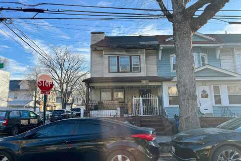 91St, WOODHAVEN, NY 11421