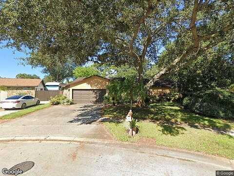 121St, LARGO, FL 33773