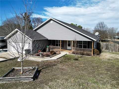 432 W Shadow DR, Fayetteville, AR 72701