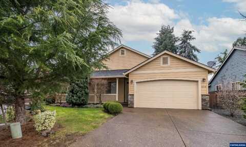 323 Lydia Ln, Lebanon, OR 97355