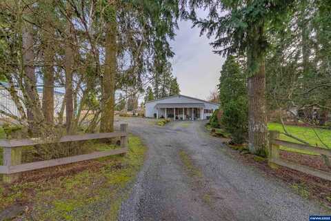 9334 Friendly Acres Rd SE, Aumsville, OR 97325