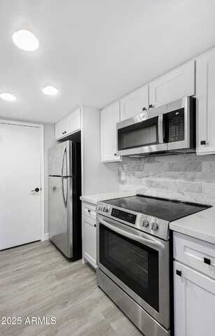 600 S Dobson Road, Mesa, AZ 85202