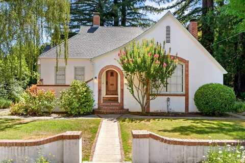 742 Austin Avenue, Sonoma, CA 95476