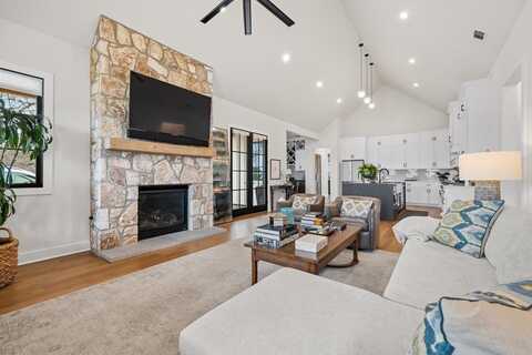 122 Baurenhof Ct., Fredericksburg, TX 78624