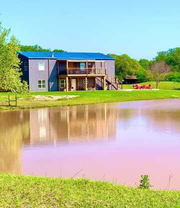 646 Victor Eckhardt Rd, Fredericksburg, TX 78624