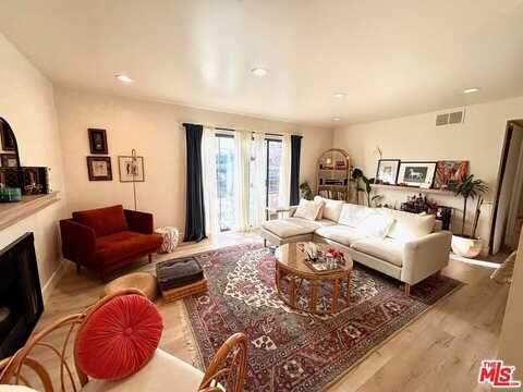 4370 Troost Ave, Studio City, CA 91604