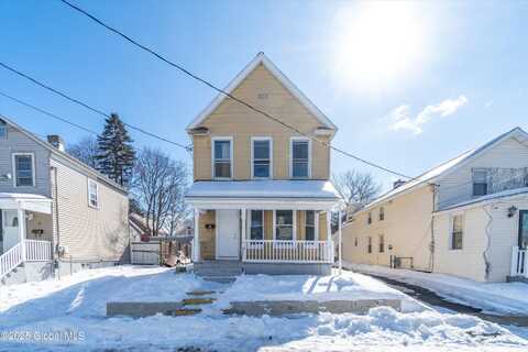 13 Yale Street, Schenectady, NY 12304