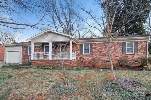 821 Cabaniss Drive, Shelby, NC 28150