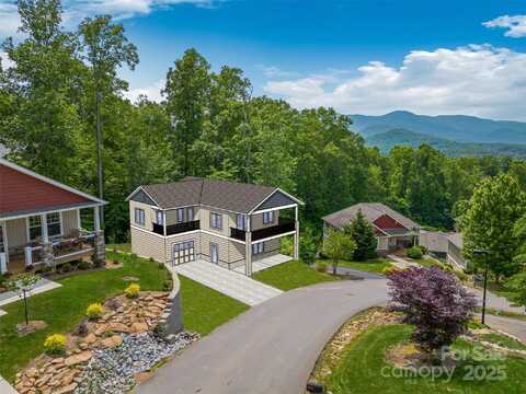 23 Village Overlook Loop, Swannanoa, NC 28778