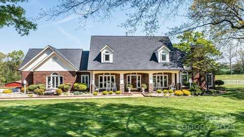 5544 Quail Creek Drive, Granite Falls, NC 28630