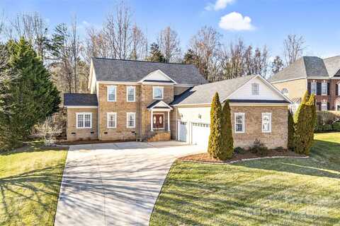 305 Chancelot Lane, Fort Mill, SC 29708