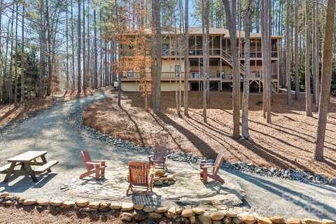 940 Hawk Ridge Drive, Mill Spring, NC 28756