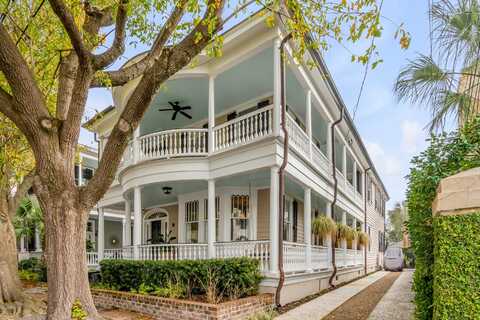 18 Logan Street, Charleston, SC 29401