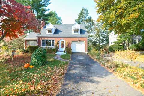 415 Ridge Road, Middletown, CT 06457