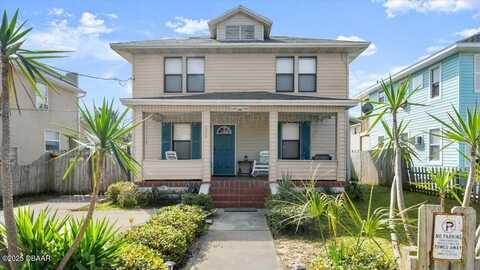 606 Braddock Avenue, Daytona Beach, FL 32118