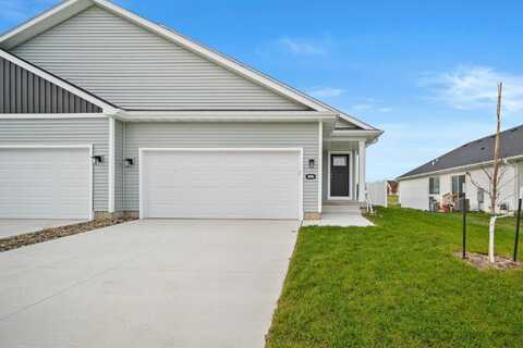 1557 Foxtail Drive SE, Altoona, IA 50009
