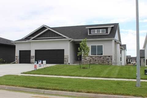 4651 180th Street, Urbandale, IA 50323