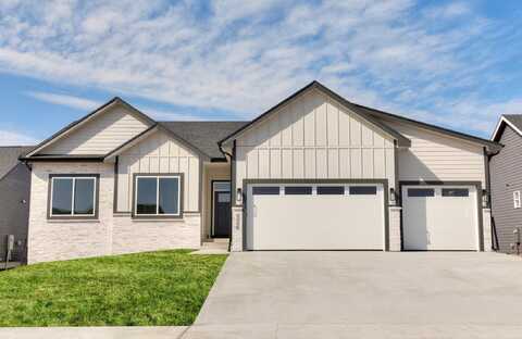 1116 NE Meadow Crossing Drive, Ankeny, IA 50021