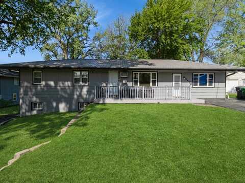5470 NE 6th Street, Des Moines, IA 50313