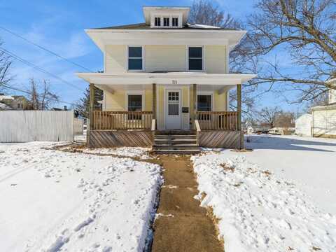 711 S 8th Street, Chariton, IA 50049