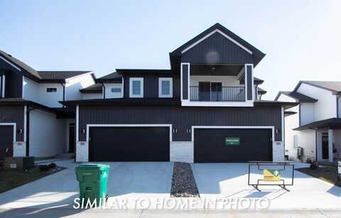 210 NE Doe Pointe Lane, Ankeny, IA 50021