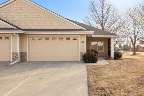418 S P Street, Indianola, IA 50125