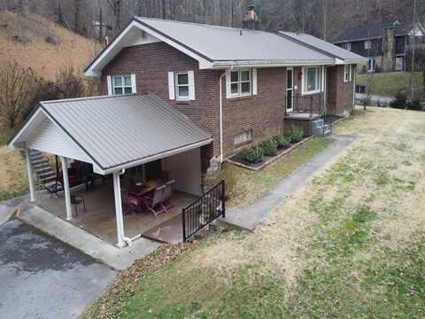 214 Oaklawn Estates, Hagerhill, KY 41222