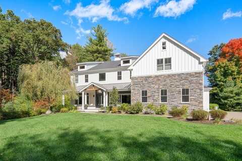 35 Covered Bridge Lane, Wayland, MA 01778