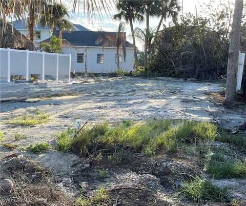 260 Miramar Street, Fort Myers Beach, FL 33931